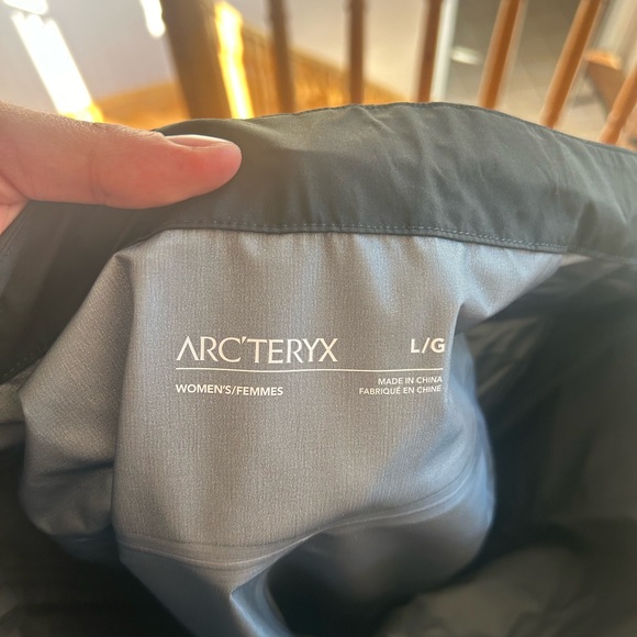 Arcteryx Goretex Beta Pants - Picture 3 of 4
